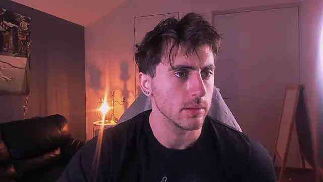 Snapshot of Oscar_Miller_ chatting on September 19, 2025, 9:30 pm Oscar Miller  online show from September 19, 2025, 9:30 pm