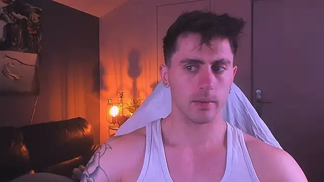 Snapshot of Oscar_Miller_ chatting on October 11, 2025, 9:27 pm Oscar Miller  online show from October 11, 2025, 9:27 pm