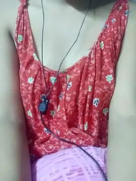 Snapshot of Swapna2025 chatting on September 17, 2025, 6:32 pm Swapna2025 online show from September 17, 2025, 6:32 pm