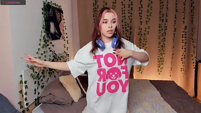 VedaSchulz online show from January 13, 2026, 7:07 pm