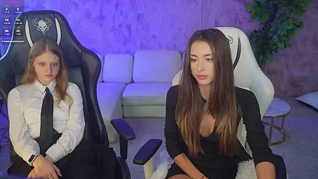 Snapshot of Luna_secretgirl chatting on October 10, 2025, 10:27 am Luna secretgirl online show from October 10, 2025, 10:27 am