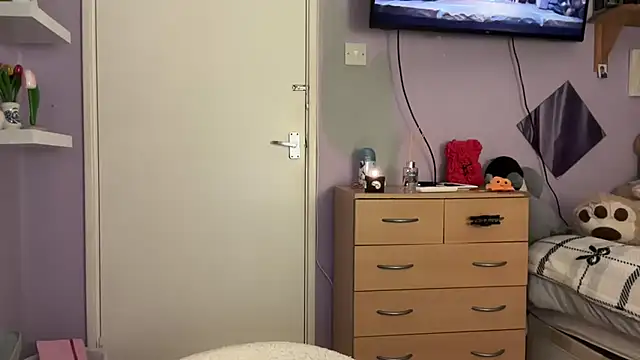 SexySashaxox online show from April 12, 2026, 8:56 pm