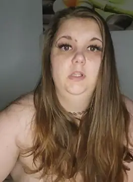 LioEstxh online show from September 23, 2025, 3:19 pm