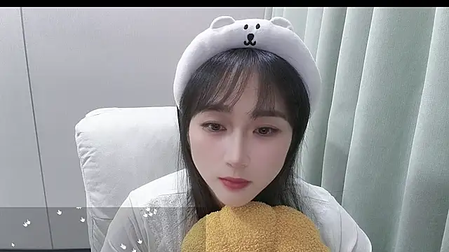 Snapshot of Honeysexy-1 chatting on October 21, 2025, 1:54 pm Honeysexy-1 online show from October 21, 2025, 1:54 pm