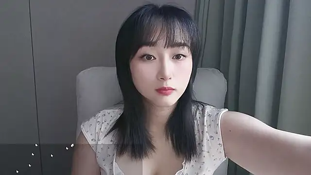 Snapshot of Honeysexy-1 chatting on October 16, 2025, 7:38 am Honeysexy-1 online show from October 16, 2025, 7:38 am