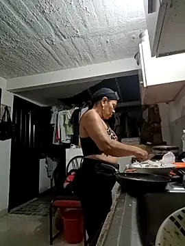 Snapshot of Morenaza6420 chatting on September 22, 2025, 2:28 am Morenaza6420 online show from September 22, 2025, 2:28 am