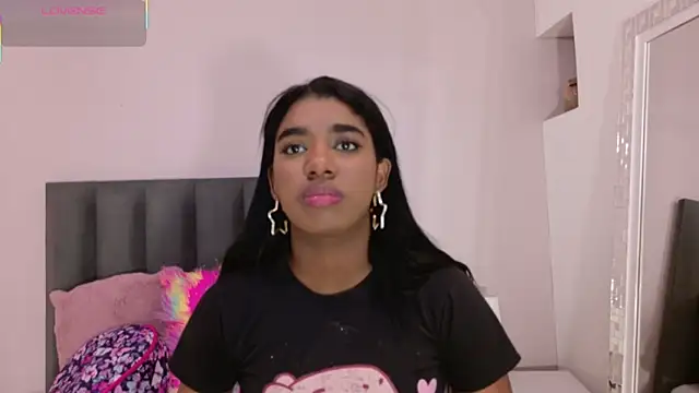 Snapshot of KendraChavez_ chatting on September 18, 2025, 8:56 pm KendraChavez online show from September 18, 2025, 8:56 pm