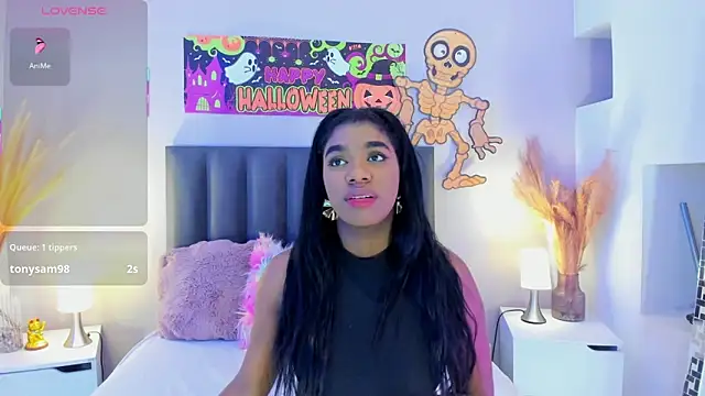 Snapshot of KendraChavez_ chatting on October 29, 2025, 9:25 pm KendraChavez online show from October 29, 2025, 9:25 pm