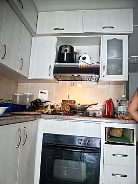 Laia Gomez online show from November 25, 2025, 5:35 pm