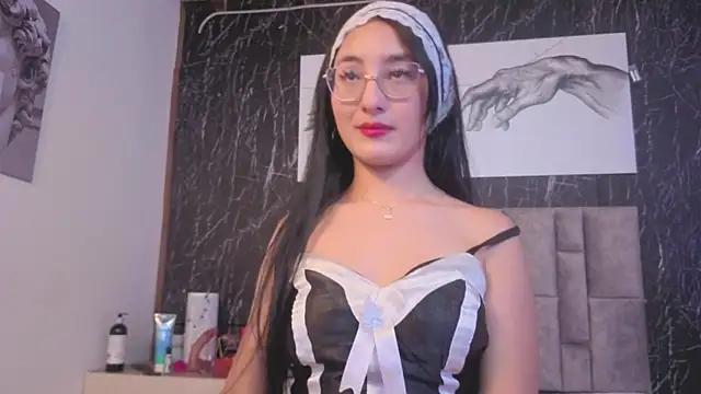 Snapshot of emily_vermont chatting on October 4, 2025, 4:14 am emily vermont online show from October 4, 2025, 4:14 am