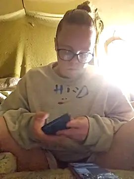 countrymomma online show from September 29, 2025, 3:57 am