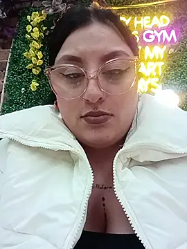 megan fox5 online show from December 16, 2025, 10:03 pm