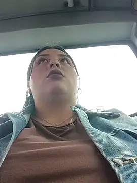 megan fox5 online show from December 1, 2025, 4:08 pm