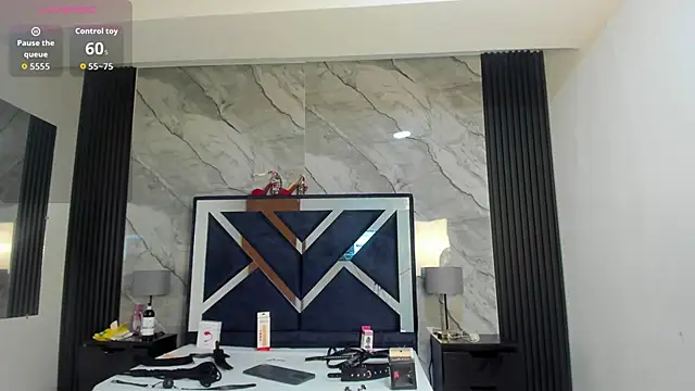 Snapshot of VioletRose_as chatting on September 20, 2025, 7:52 pm VioletRose as online show from September 20, 2025, 7:52 pm