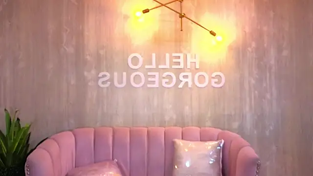 Snapshot of Abril_Velvet_a_ chatting on November 8, 2025, 1:42 am Abril Velvet a online show from November 8, 2025, 1:42 am