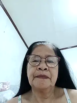 Sweet-Lita50 online show from May 12, 2026, 6:47 pm