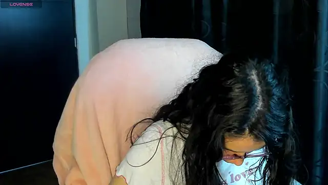 Snapshot of Samantha_blow chatting on October 19, 2025, 4:04 am Samantha blow online show from October 19, 2025, 4:04 am