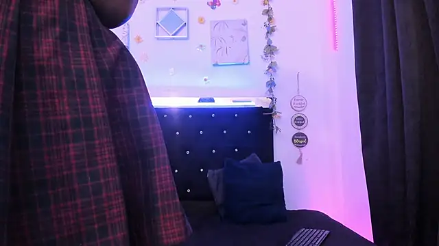 Snapshot of AkariRosetti chatting on September 17, 2025, 3:36 pm AkariRosetti online show from September 17, 2025, 3:36 pm