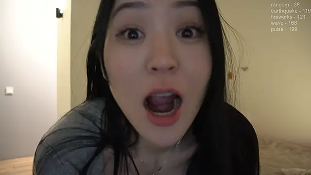 JiKey  online show from December 13, 2024, 6:16 pm