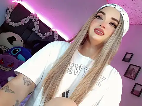 kattie Sweet  online show from October 26, 2025, 12:44 am