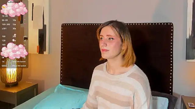 Snapshot of seraphine_star chatting on February 14, 2026, 11:21 am seraphine star online show from February 14, 2026, 11:21 am