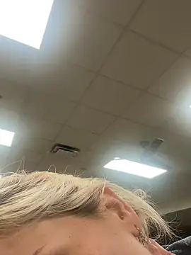 toomuchofafreak online show from February 10, 2026, 7:29 am