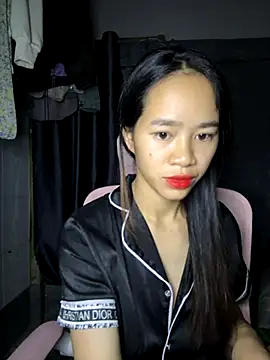 TiNa 04 online show from September 9, 2025, 7:45 pm