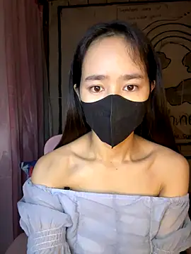 Snapshot of TiNa_04 chatting on October 28, 2025, 12:00 am TiNa 04 online show from October 28, 2025, 12:00 am