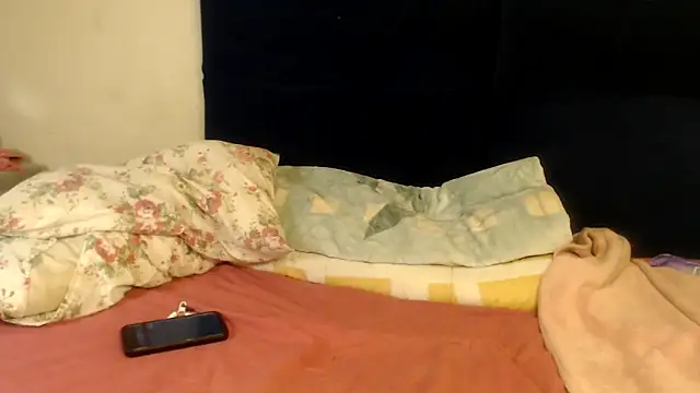 Snapshot of Sexy-Momo chatting on October 11, 2025, 12:11 am Sexy-Momo online show from October 11, 2025, 12:11 am