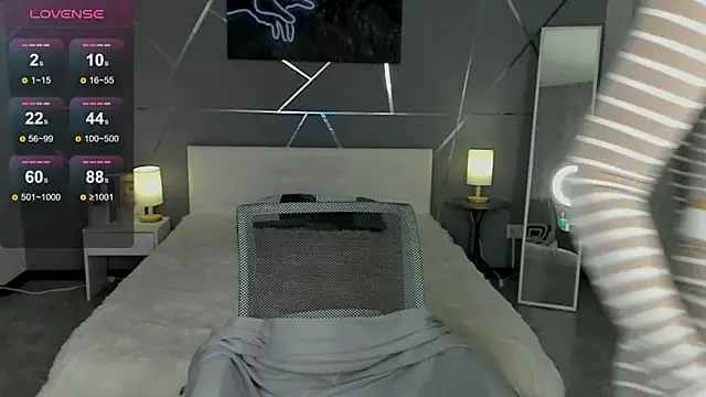 Snapshot of take_me_to_moon chatting on October 27, 2025, 1:39 am take me to moon online show from October 27, 2025, 1:39 am