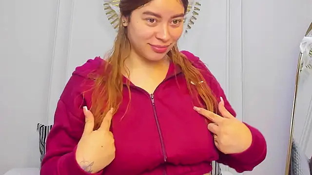 Snapshot of CharlotteBrownn_ chatting on October 23, 2025, 2:43 am CharlotteBrownn  online show from October 23, 2025, 2:43 am