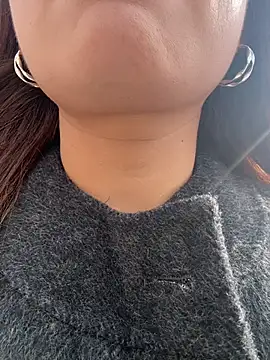 Snapshot of feifei_521 chatting on October 25, 2025, 6:12 am feifei 521 online show from October 25, 2025, 6:12 am