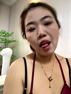 Snapshot of feifei_521 chatting on October 5, 2025, 4:47 am feifei 521 online show from October 5, 2025, 4:47 am