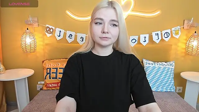 Snapshot of RuthBryant chatting on September 26, 2025, 1:34 am RuthBryant online show from September 26, 2025, 1:34 am