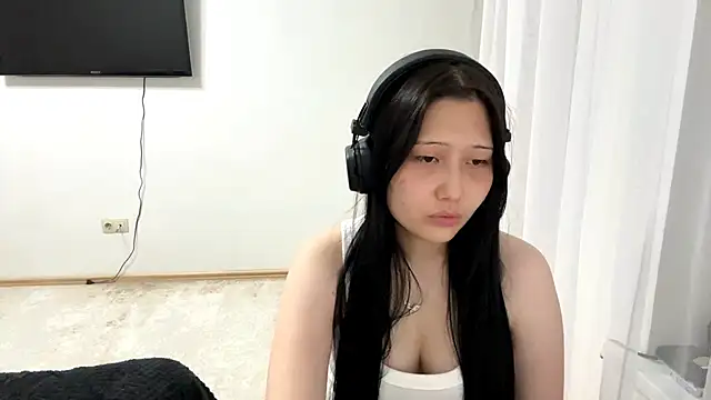 sary flame online show from September 16, 2025, 3:13 pm