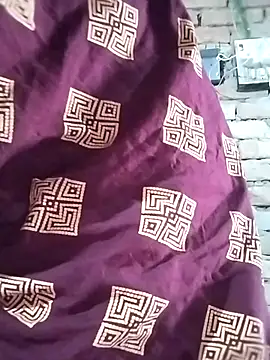 Snapshot of rani8008 chatting on September 30, 2025, 6:52 am rani8008 online show from September 30, 2025, 6:52 am