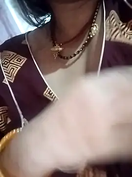 Snapshot of rani8008 chatting on October 7, 2025, 6:20 pm rani8008 online show from October 7, 2025, 6:20 pm