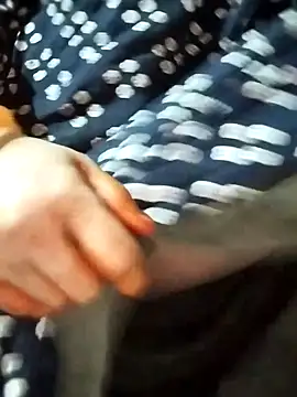 Snapshot of rani8008 chatting on October 25, 2025, 6:45 am rani8008 online show from October 25, 2025, 6:45 am