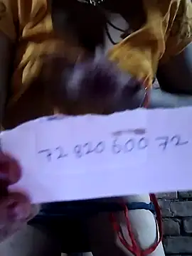 Snapshot of rani8008 chatting on October 17, 2025, 5:44 am rani8008 online show from October 17, 2025, 5:44 am