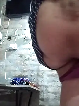 Snapshot of rani8008 chatting on October 19, 2025, 5:54 am rani8008 online show from October 19, 2025, 5:54 am