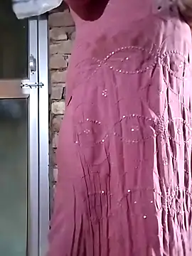 Snapshot of rani8008 chatting on October 23, 2025, 5:39 am rani8008 online show from October 23, 2025, 5:39 am