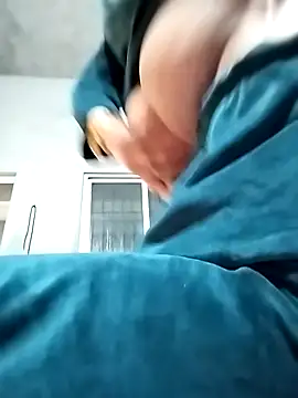 rani8008 online show from January 16, 2026, 2:26 am