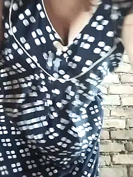 Snapshot of rani8008 chatting on September 28, 2025, 6:42 am rani8008 online show from September 28, 2025, 6:42 am