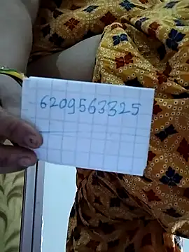 Snapshot of rani8008 chatting on June 8, 2026, 3:07 am rani8008 online show from June 8, 2026, 3:07 am