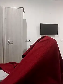 Snapshot of themasklover chatting on March 3, 2026, 4:47 pm themasklover online show from March 3, 2026, 4:47 pm