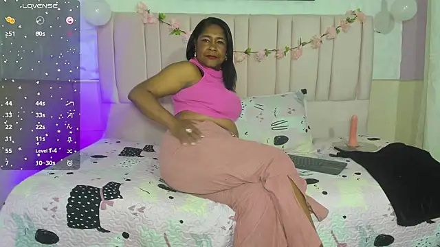 Snapshot of mya_blaze chatting on October 4, 2025, 11:56 am mya blaze online show from October 4, 2025, 11:56 am