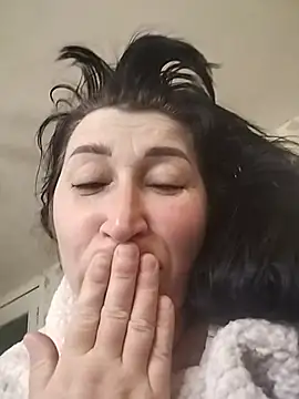 Funny Karina online show from June 3, 2026, 4:02 am