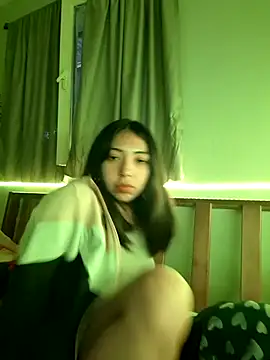 missapril0101 online show from June 3, 2026, 3:18 am