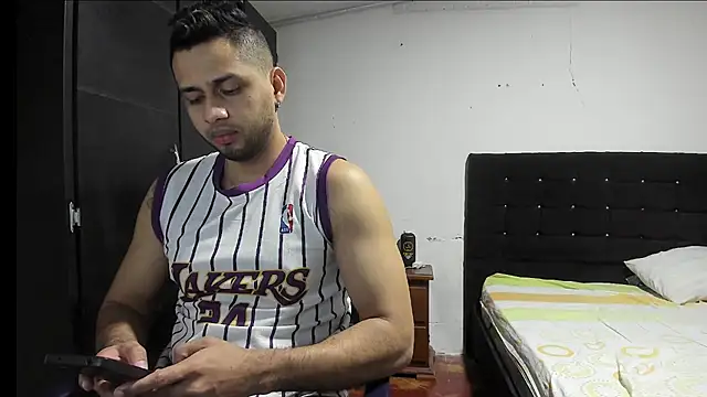 Ryan xc1 online show from November 12, 2025, 2:26 am