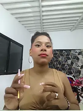 Snapshot of Mia-sensual chatting on September 20, 2025, 4:17 am Mia-sensual online show from September 20, 2025, 4:17 am